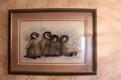 Лот: 5097887. Фото: 1. вышитая картина веселые пингвины. Произведения