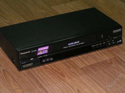 Лот: 2313986. Фото: 1. видеомагнитофон panasonic nv-hv60. Видеомагнитофоны