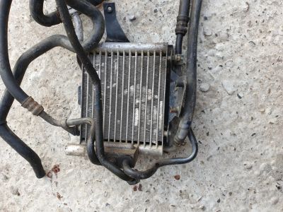 Лот: 14800179. Фото: 1. Радиатор масляный для Audi. Двигатель и элементы двигателя