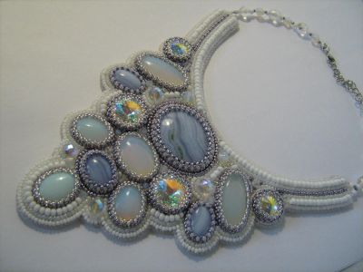 Лот: 4268539. Фото: 1. колье "snow & silver" с агатами... Колье