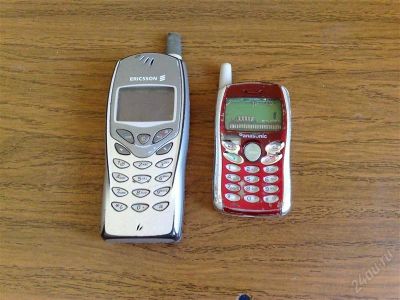 Лот: 1785205. Фото: 1. На запчасти Ericsson и Panasonic. Кнопочные мобильные телефоны