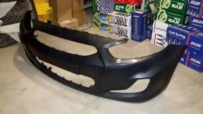 Лот: 10967129. Фото: 1. Бампер передний Hyundai Solaris... Кузов