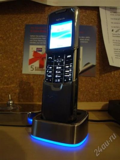 Лот: 1397976. Фото: 1. Nokia 8800 Special Edition Новый... Кнопочные мобильные телефоны
