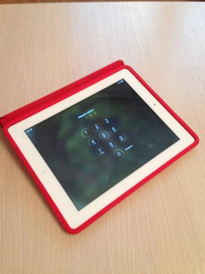 Лот: 3405136. Фото: 1. Планшет Apple iPad 4 32Gb Wi-fi. Планшеты