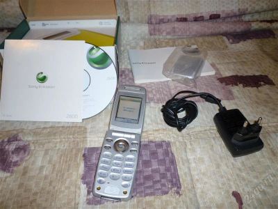 Лот: 2522268. Фото: 1. Sony Ericsson z600. Кнопочные мобильные телефоны