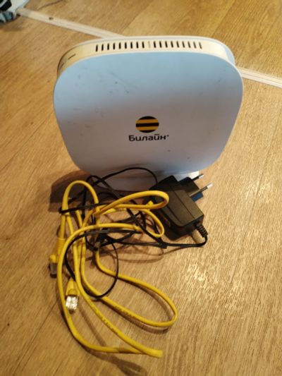 Лот: 25052963. Фото: 1. Роутер билайн smart box. Маршрутизаторы (роутеры)