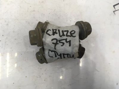 Лот: 21710563. Фото: 1. болт крепления ступицы Chevrolet... Двигатель и элементы двигателя