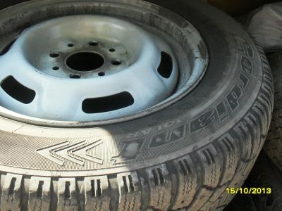 Лот: 4231515. Фото: 1. Пара шиповки на 13". Шины на дисках