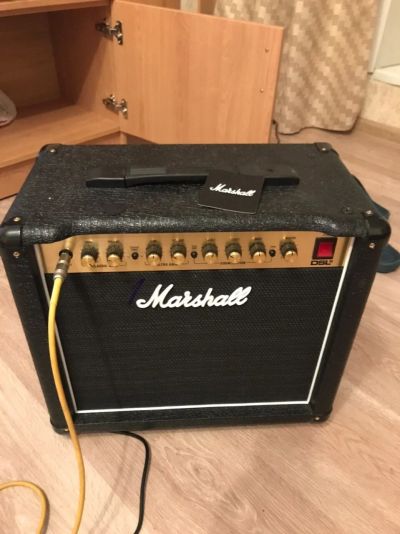 Лот: 15235298. Фото: 1. ламповый комбоусилитель Marshall... Гитарные эффекты и комбоусилители