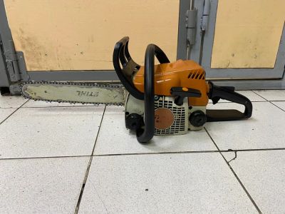 Лот: 25440898. Фото: 1. Бензопила STIHL MS180 (4552Б). Бензо-, мотоинструмент