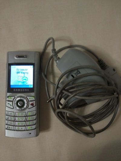Лот: 15580618. Фото: 1. Телефон сотовый Samsung SGH-X140. Кнопочные мобильные телефоны