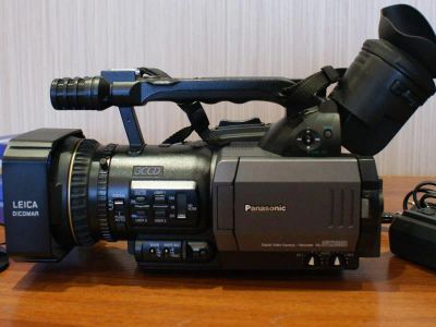Лот: 4941736. Фото: 1. Panasonic AG-DVX100Be (Camera... Видеокамеры