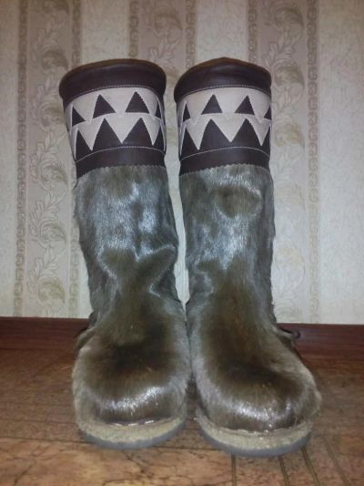 Лот: 8772968. Фото: 1. Унты! Очень тёплые - из камуса... Угги, унты, валенки