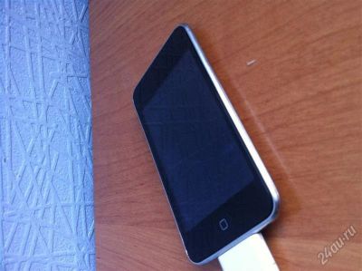 Лот: 2290358. Фото: 1. ipod touch 8gb. Смартфоны