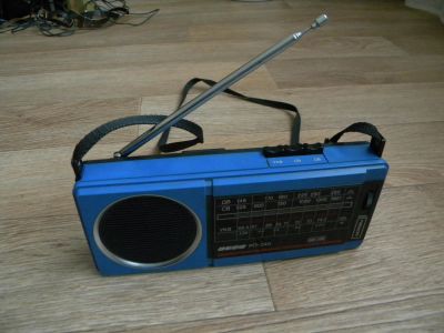 Лот: 8247296. Фото: 1. Радиоприёмник Вега РП-240 1992... Тюнеры, радиоприёмники