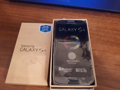 Лот: 10601504. Фото: 1. Новые Samsung Galaxy S4 Black. Смартфоны