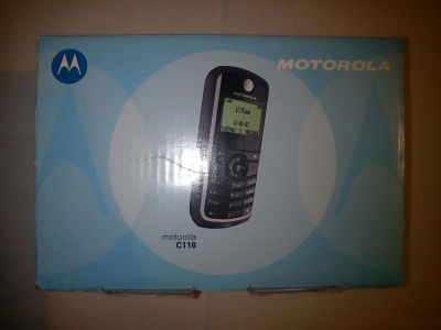 Лот: 5189958. Фото: 1. Сотовый телефон Motorola. Кнопочные мобильные телефоны