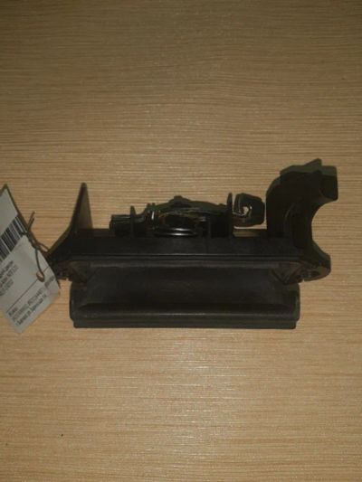 Лот: 21411528. Фото: 1. ручка задней двери Toyota Allex... Двигатель и элементы двигателя