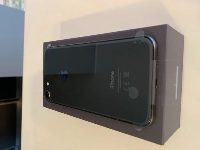 Лот: 12702039. Фото: 1. iPhone 8. Смартфоны
