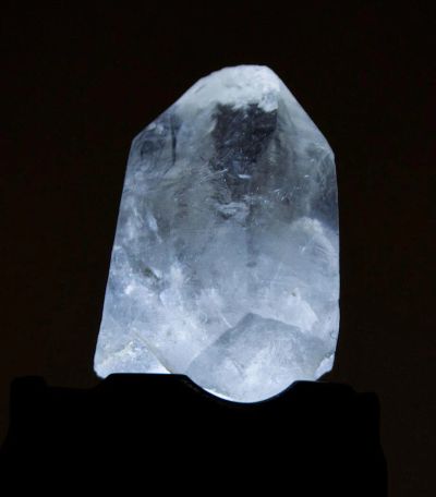Лот: 9933222. Фото: 1. кристалл кварца (горный хрусталь... Минералы и окаменелости