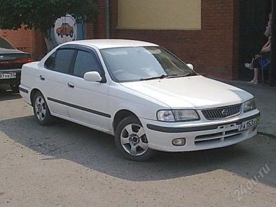 Лот: 1105035. Фото: 1. nissan sunny МКПП. Автомобили