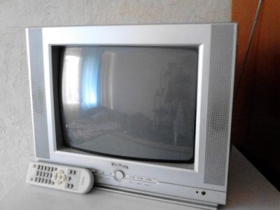 Лот: 3117672. Фото: 1. Телевизор Elenberg 1403. Телевизоры