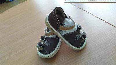 Лот: 7505281. Фото: 1. Детские сандали на мальчика... Сандалии