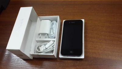 Лот: 4649291. Фото: 1. Iphone 4 32gb полный комплект... Смартфоны