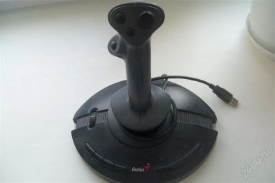 Лот: 1381315. Фото: 1. Джойстик Genius usb f-23. Другое (игровые приставки, консоли, видеоигры)
