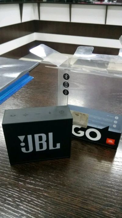 Лот: 11549684. Фото: 1. bluetooth колонка JBL GO в отличном... Портативные, беспроводные колонки