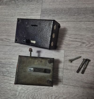 Лот: 25314485. Фото: 1. Старые дверные замки без ключей. Замки