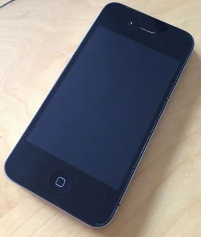 Лот: 3155265. Фото: 1. Продам Iphone 4. Смартфоны