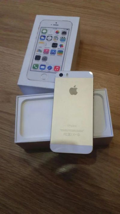 Лот: 7130355. Фото: 1. iphone 5s 16Gb. Смартфоны