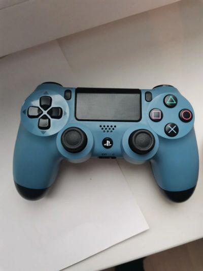 Лот: 16176546. Фото: 1. Dualshock 4 оригинал лимит ps4. Аксессуары для игровых приставок, консолей, геймпады