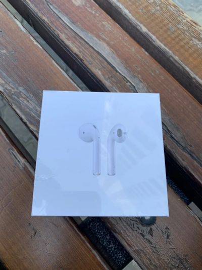 Лот: 16385042. Фото: 1. Наушники AirPods 2. Наушники, гарнитуры