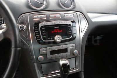 Лот: 3660531. Фото: 1. Штатная магнитола FORD SONY 6CD... Автомагнитолы