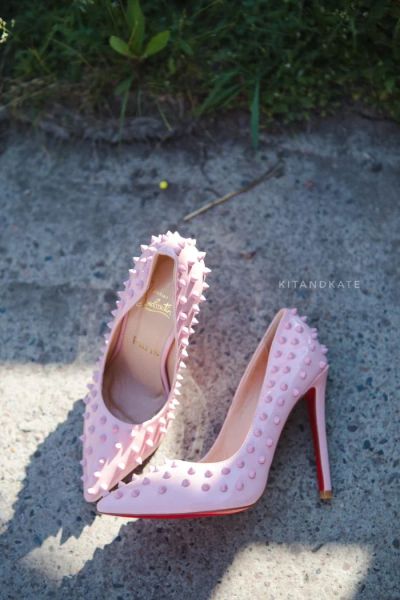 Лот: 9894742. Фото: 1. Туфли лодочки Louboutin. Туфли