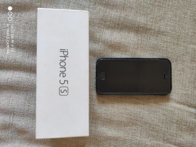Лот: 16496822. Фото: 1. iPhone 5S, Space Gray, 64GB. Кнопочные мобильные телефоны