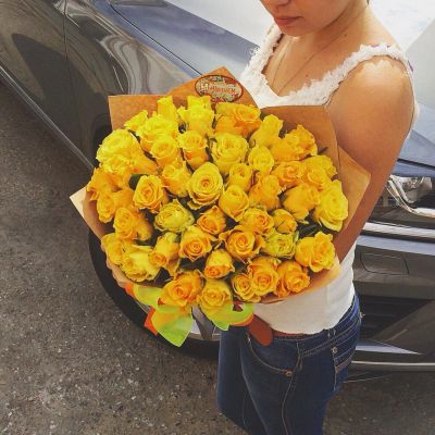 Лот: 6866759. Фото: 1. Фирменный букет от Радуги Цветов... Свежие цветы