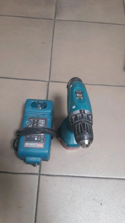 Лот: 11396880. Фото: 1. Шуруповерт Makita 6281 (3721). Электроинструмент