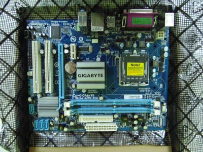 Лот: 6223161. Фото: 1. Gigabyte ga-g31m-es2l. Материнские платы