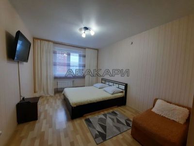 Лот: 21060689. Фото: 1. Сдам 1-комн. улица Алексеева... Квартиры, студии