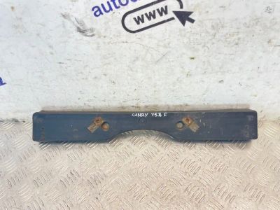Лот: 25602893. Фото: 1. Подиум номерного знака Toyota... Двигатель и элементы двигателя