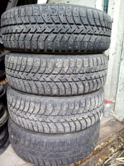 Лот: 10572827. Фото: 1. Шины 175-65-14 Bridgestone Ice... Шины