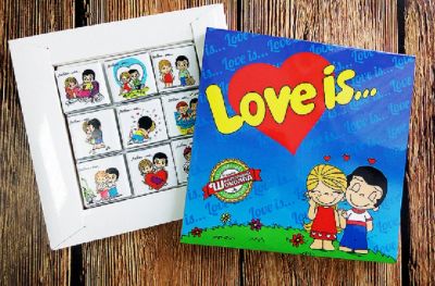 Лот: 10329301. Фото: 1. Шоколадный набор "love IS.". Открытки, конверты