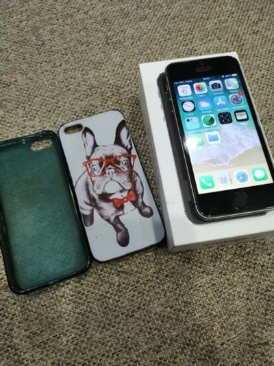 Лот: 12753124. Фото: 1. Apple iPhone 5s Space Gray 16gb. Смартфоны