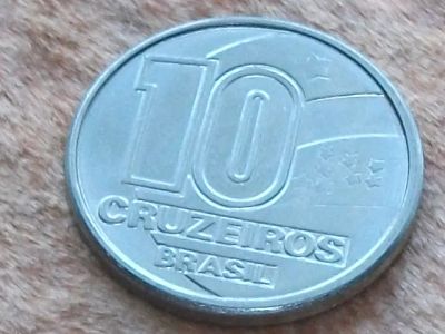 Лот: 8535666. Фото: 1. Монета 10 крузейро Бразилия 1991... Америка