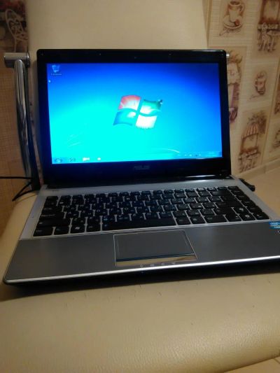 Лот: 6885422. Фото: 1. asus u30s (i3). Ноутбуки