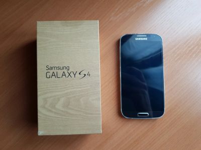 Лот: 11927816. Фото: 1. Samsung Galaxy s4. Смартфоны