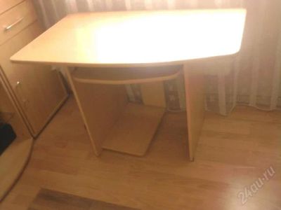 Лот: 1540101. Фото: 1. стол компьютерный. Другое (мебель)